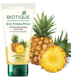Biotique Pineapple Oil Control Foaming Face Wash